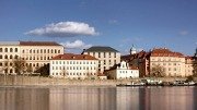 Návštěva hotelu Four Seasons a výstavy Peníze, nebo život?