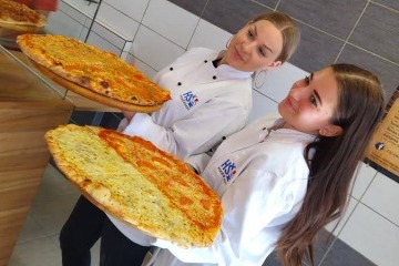 Jak se dělá pizza?