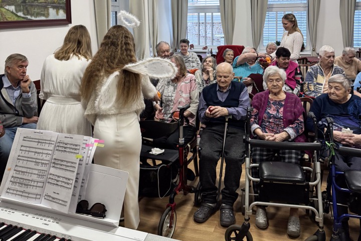 Vánoční zpívání v LUXORU