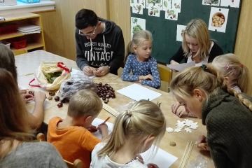 Děti pomáhají dětem