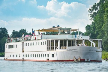 Přednáška o hotelové lodi Florentina